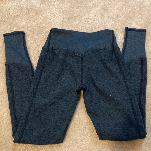 ALO Yoga Lounge leggings Small - Picture 4 of 6